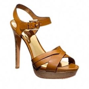 **COACH**- leather, NWOB ** LOWEST PRICE**